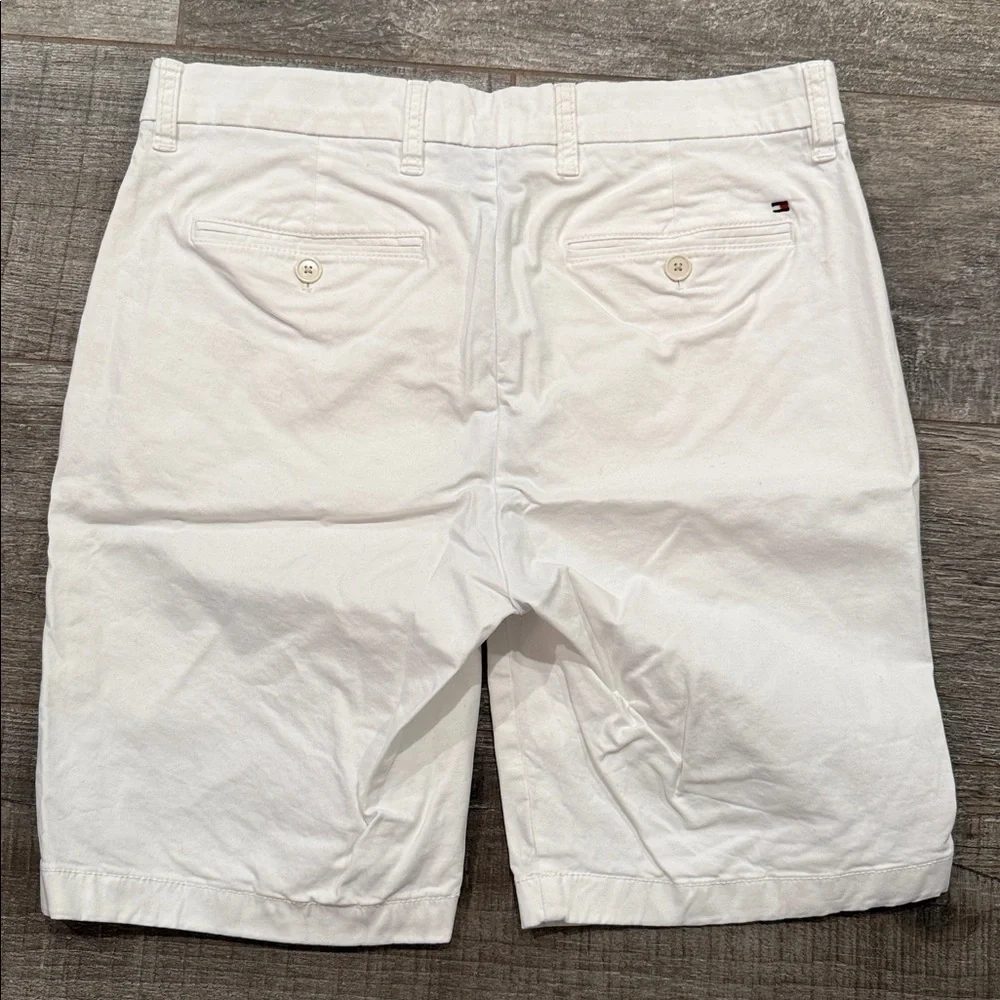 Tommy Hilfiger Classic White Men's Shorts Size 31
